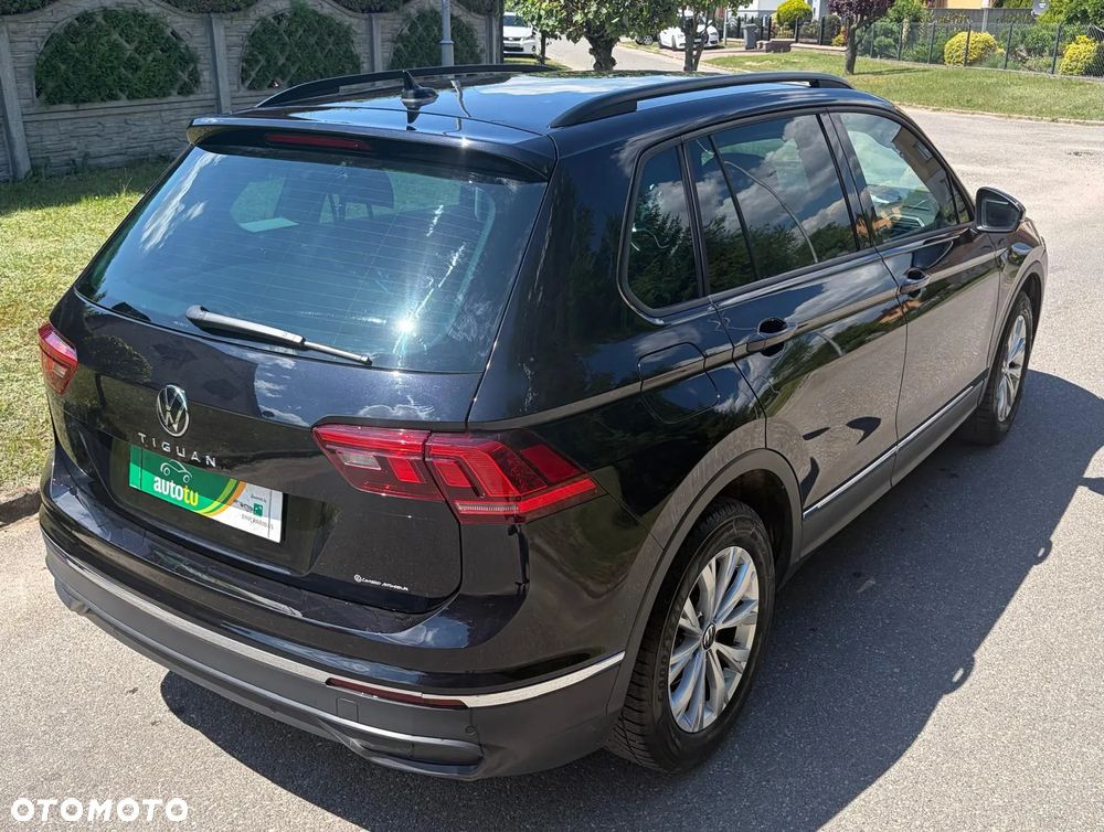 Volkswagen Tiguan - 11