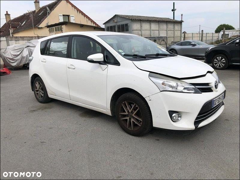 Toyota Verso - 2