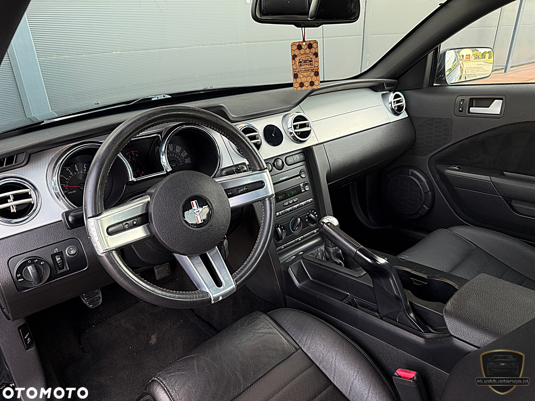 Ford Mustang - 10