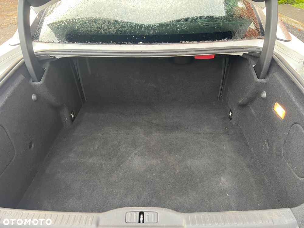 Peugeot RCZ 1.6 THP - 15