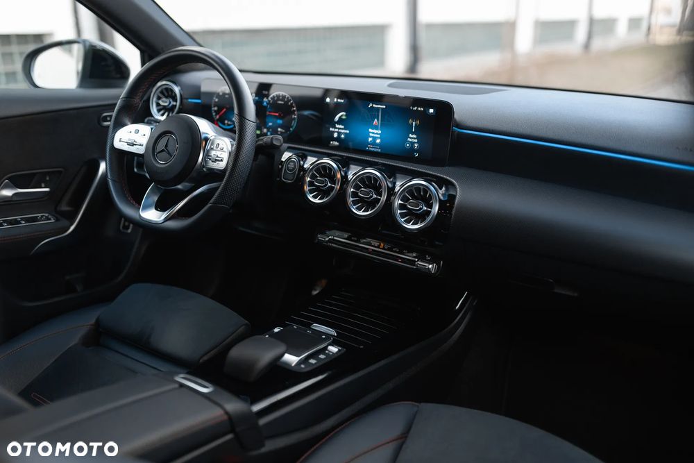 Mercedes-Benz Klasa A 250 E AMG Line 8G-DCT - 19