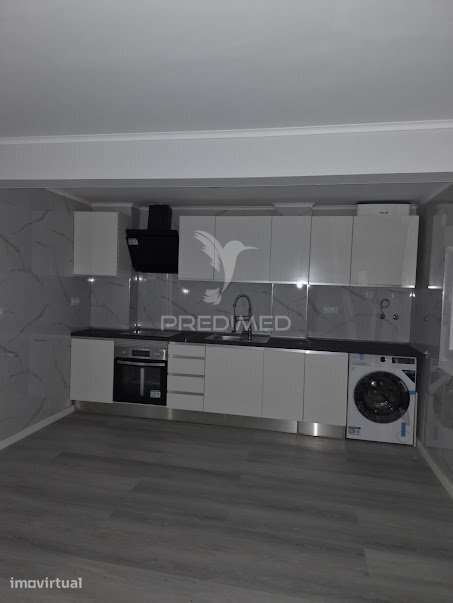 Apartamento T3 Totalmente Remodelado no Laranjeiro, Almada - Grande imagem: 3/15