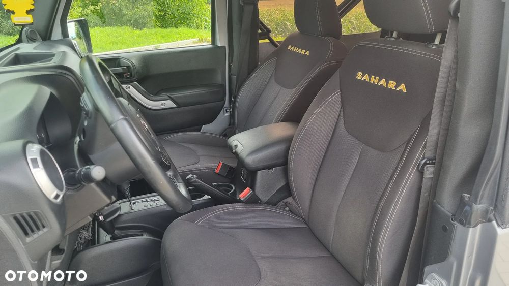 Jeep Wrangler 3.6 Sahara - 9