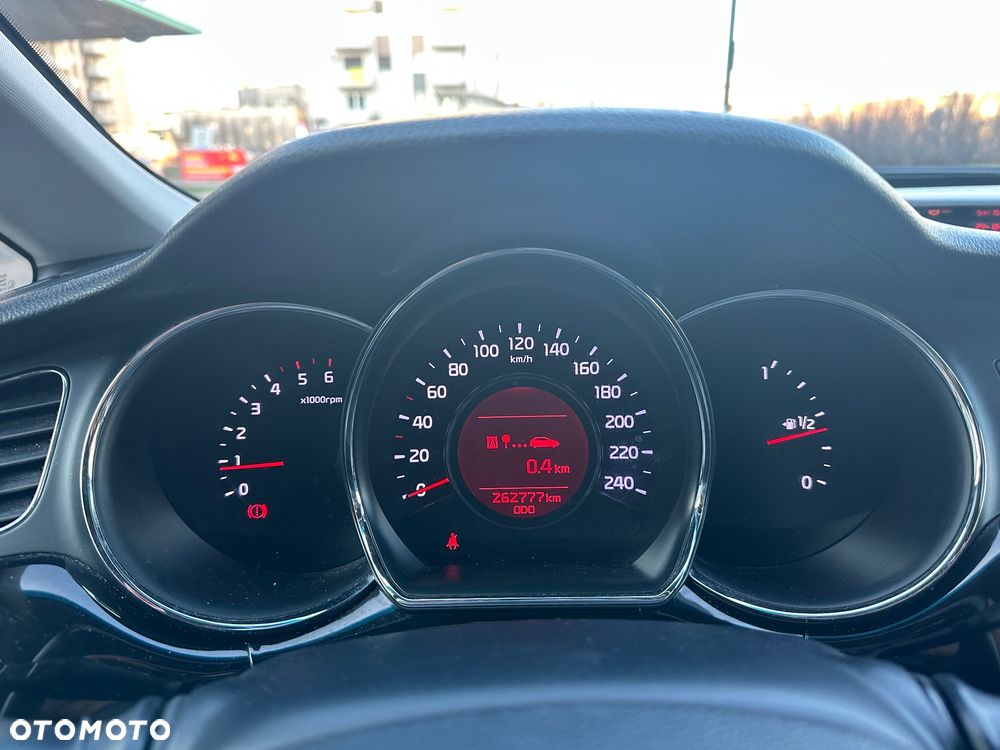 Kia Ceed 1.6 CRDi 128 97g Edition 7 - 10