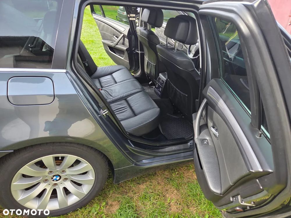 BMW Seria 5 530d - 13