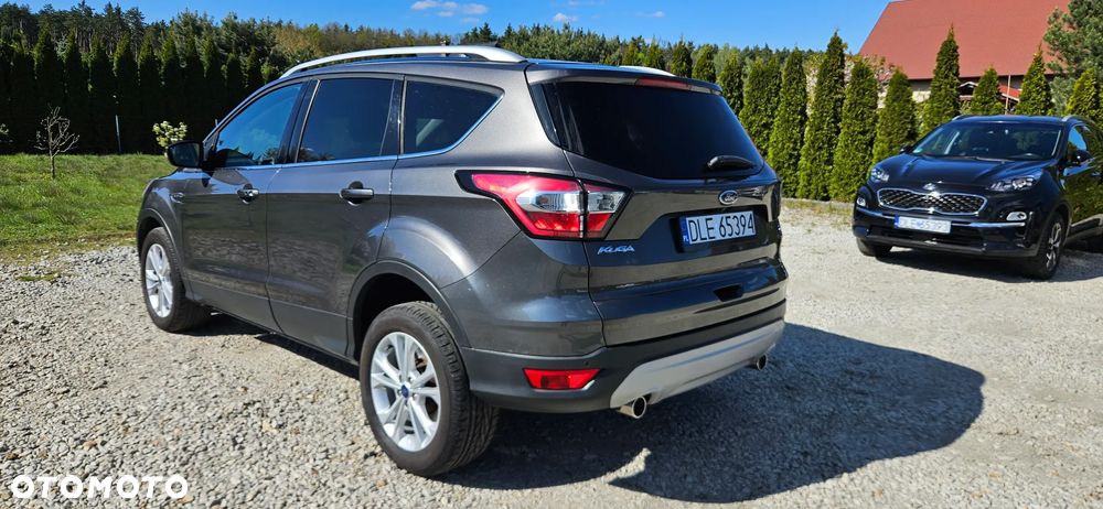 Ford Kuga 2.0 TDCi 2x4 Titanium - 9