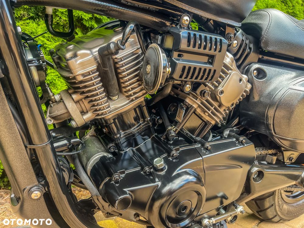 Hyosung GV - 17