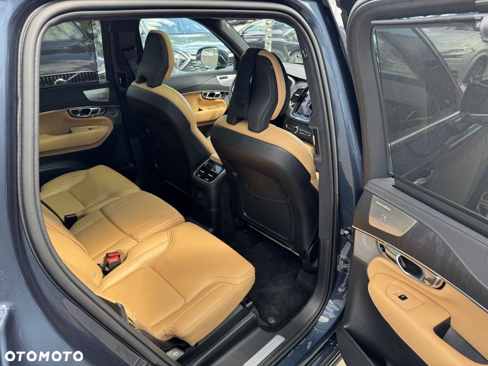 Volvo XC 90 - 12