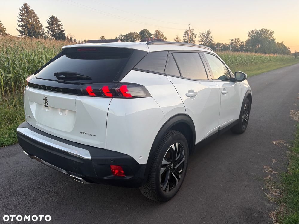 Peugeot 2008 PureTech 130 EAT8 GT - 5