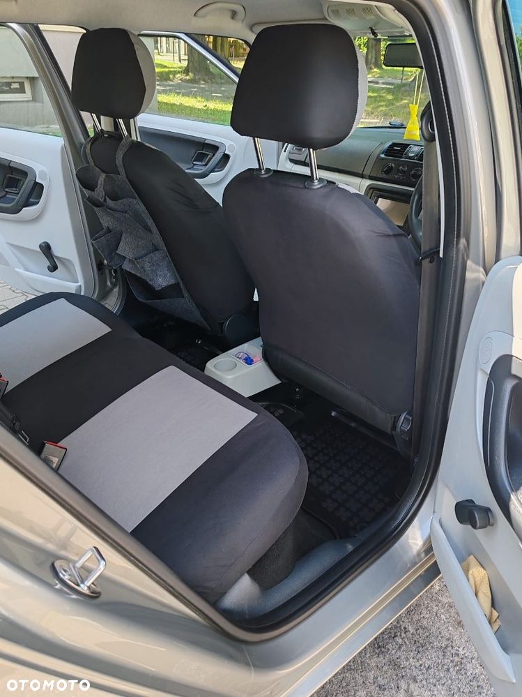 Skoda Fabia - 8