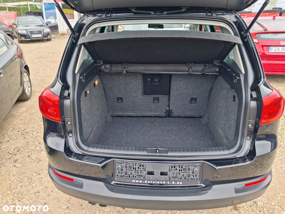 Volkswagen Tiguan 2.0 TDI DPF 4Motion BlueMotion Technology Exclusive - 18