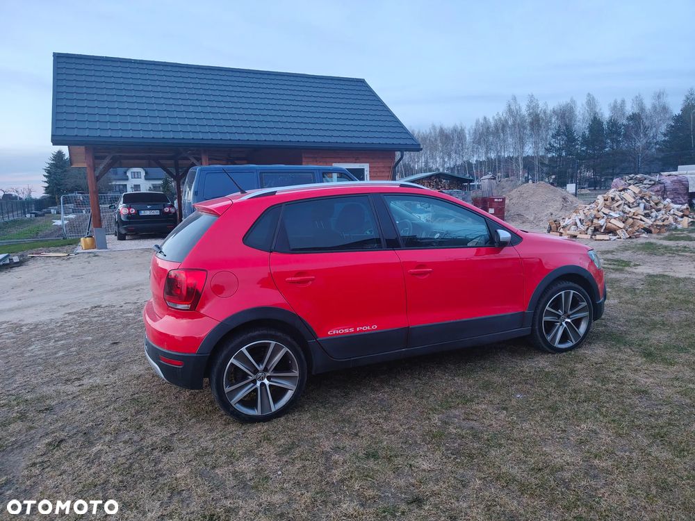 Volkswagen Polo 1.2 TSI Blue Motion Technology Comfortline - 5