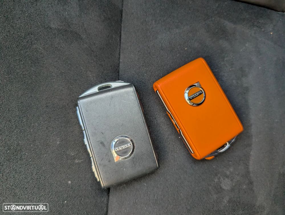 Volvo XC 40 1.5 T2 R-Design Geartronic - 26