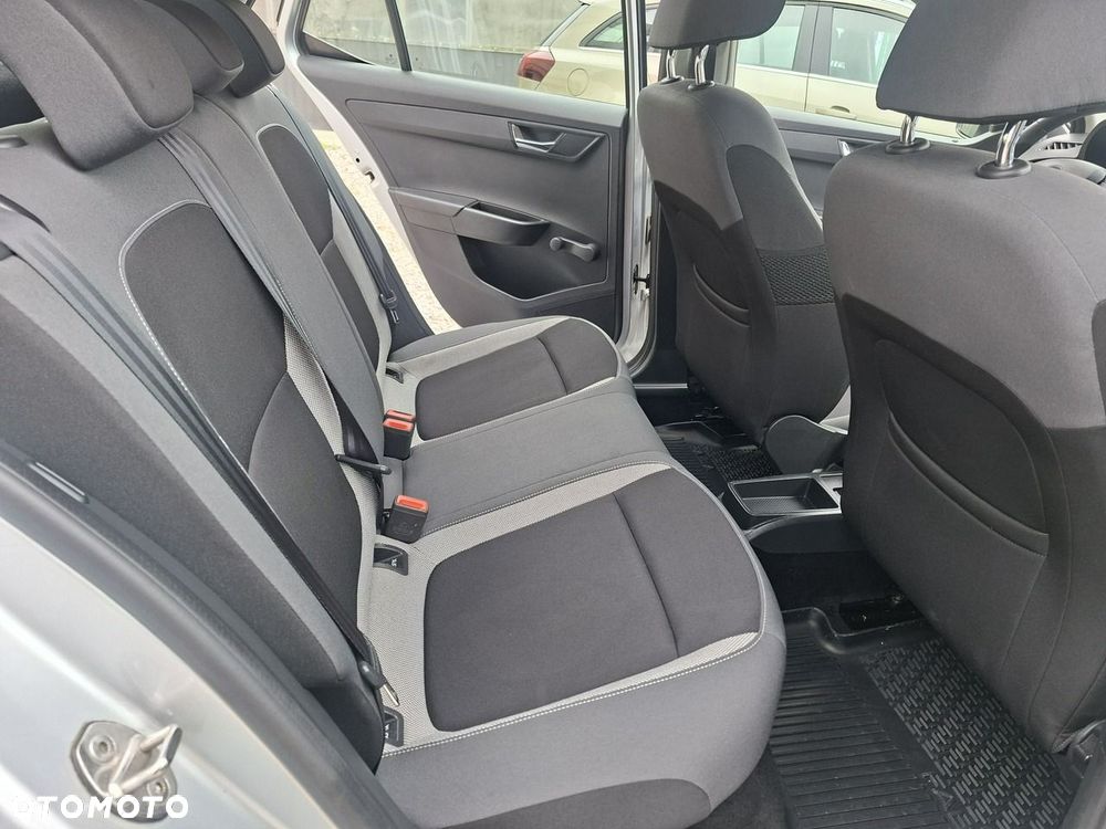 Skoda Fabia 1.0 Ambition - 12