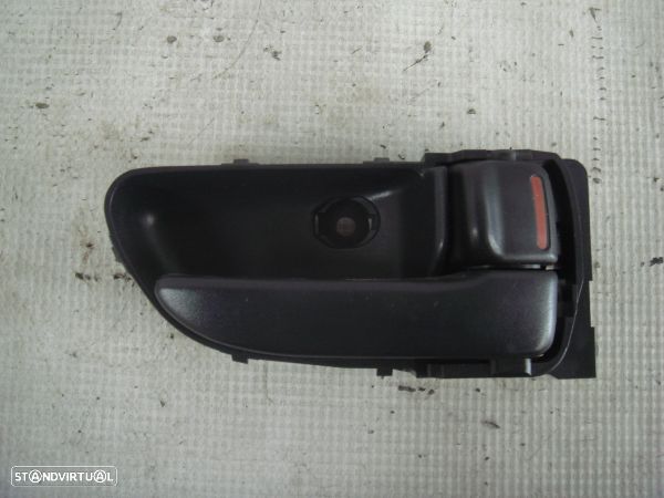 Manípulo Int. Porta Tr Dta Subaru Impreza Três Volumes (Gd) - 1