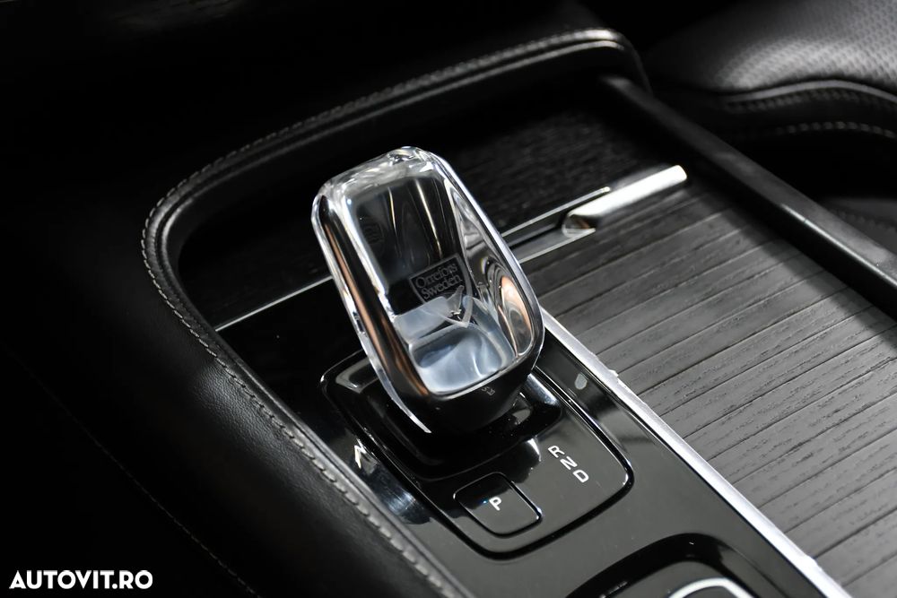 Volvo XC 90 D5 AWD Geartronic Inscription - 28