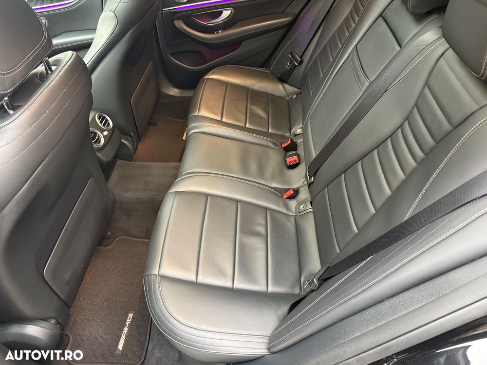 Mercedes-Benz E 300 de T 9G-TRONIC AMG Line - 37