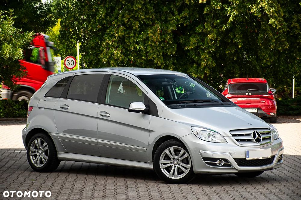Mercedes-Benz Klasa B 180 CDI DPF Special Edition - 16