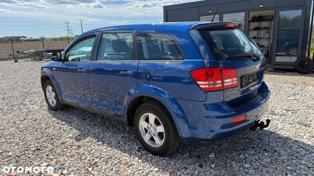 Dodge Journey - 8