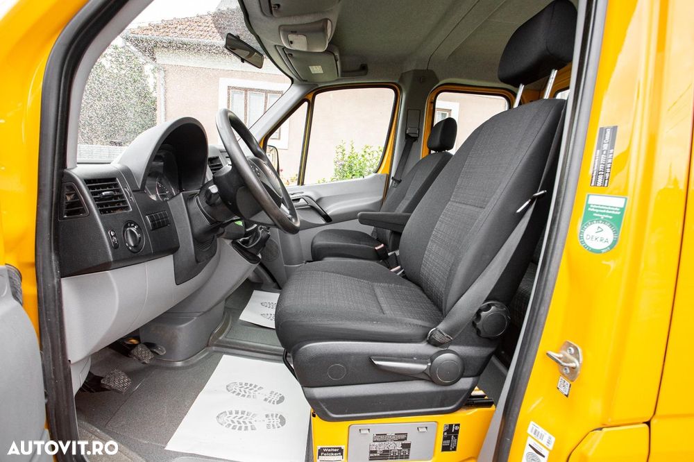 Mercedes-Benz Sprinter - 25