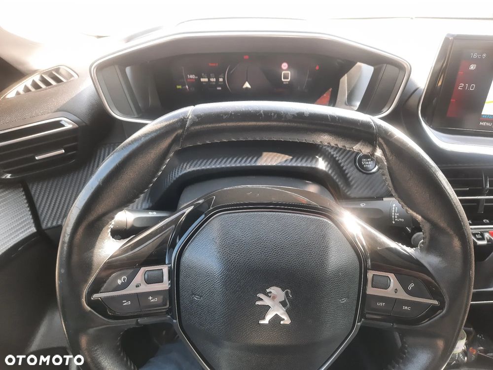Peugeot 208 1.2 PureTech Allure S&S - 10