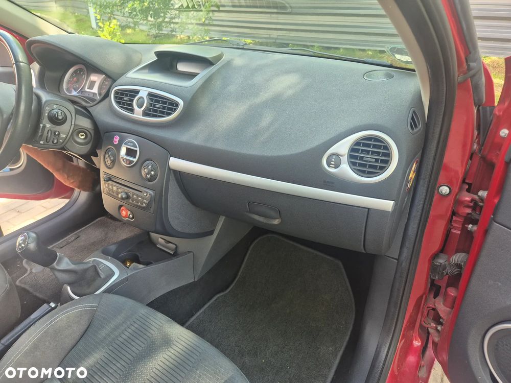 Renault Clio 1.2 16V Privilege - 7