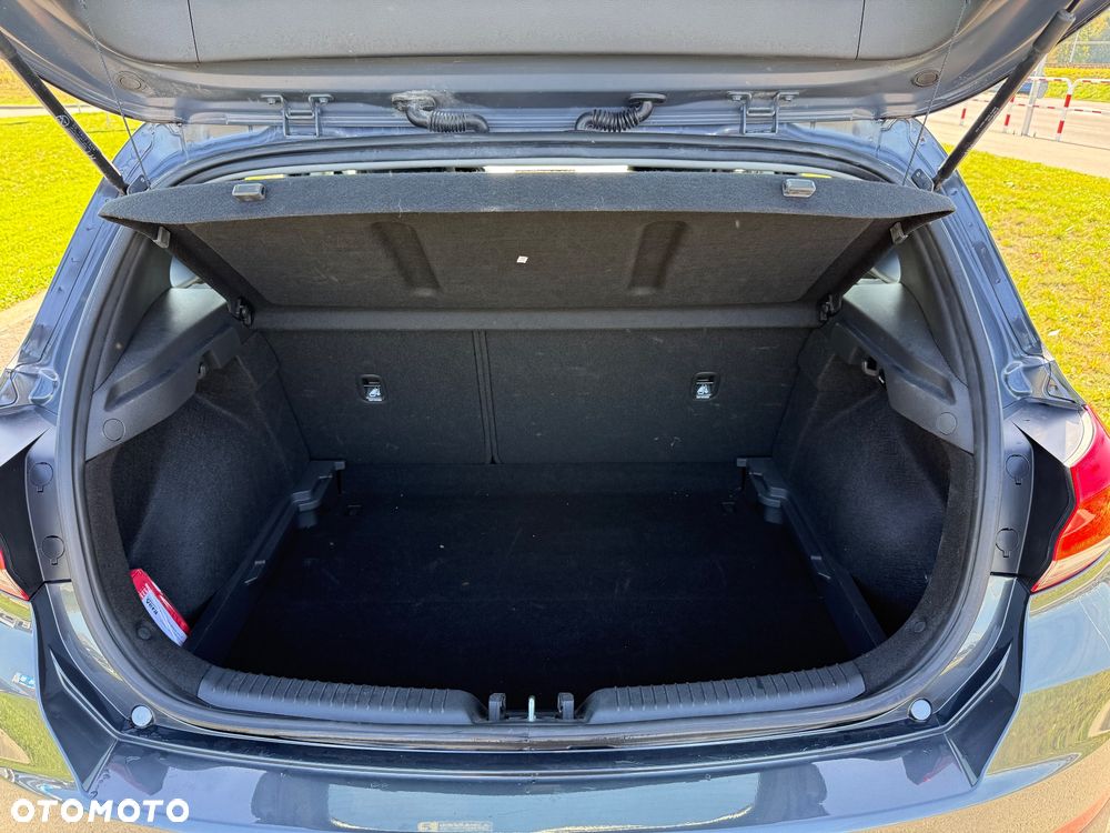 Hyundai i30 1.5 DPI Comfort - 23