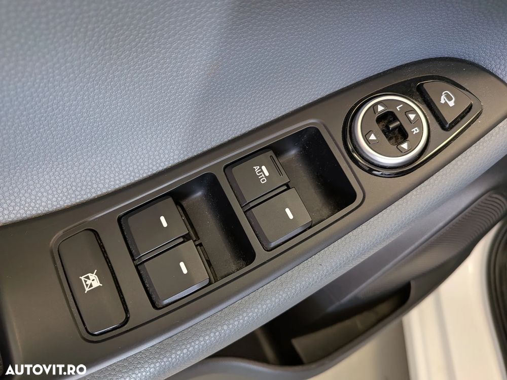 Hyundai i20 1.2 Passion Plus - 10