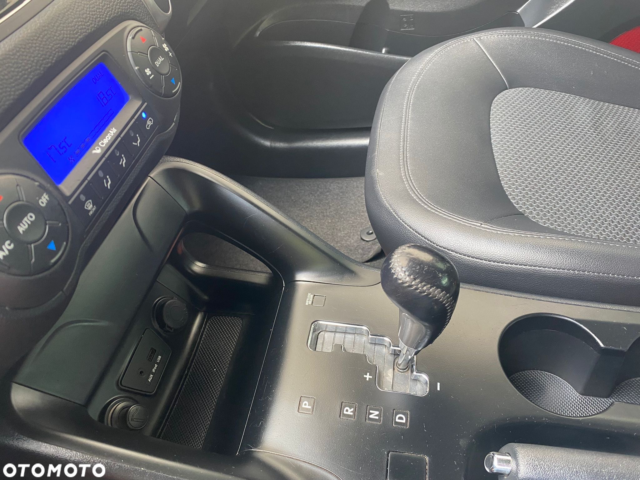 Hyundai ix35 2.0 Premium 2WD - 8