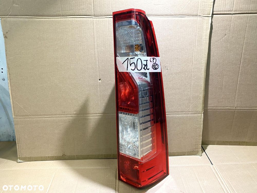 MASTER MOVANO NV400 10- LAMPA PRAWA TYLNA Z WKŁADEM PRAWY TYŁ ORYGINAŁ - 1