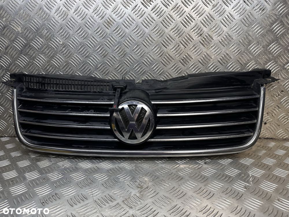 Atrapa Chłodnicy Gril Volkswagen Passat B5 Lift - 1