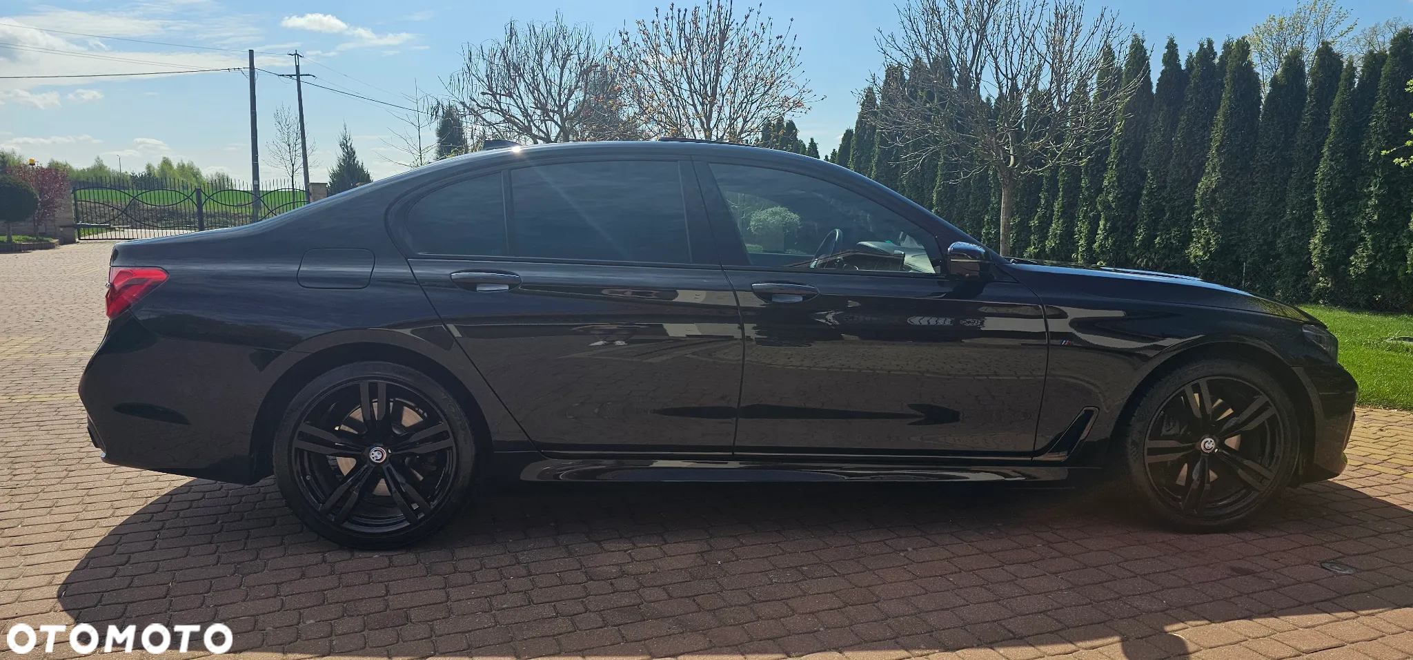 BMW Seria 7 750i xDrive - 9