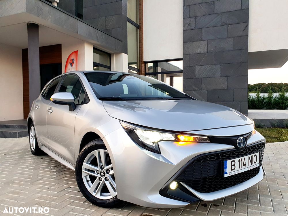 Toyota Corolla 1.8 HSD Dynamic - 1