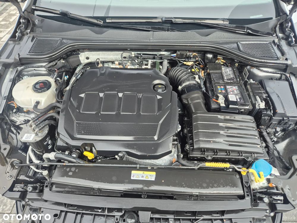 Volkswagen Golf - 14