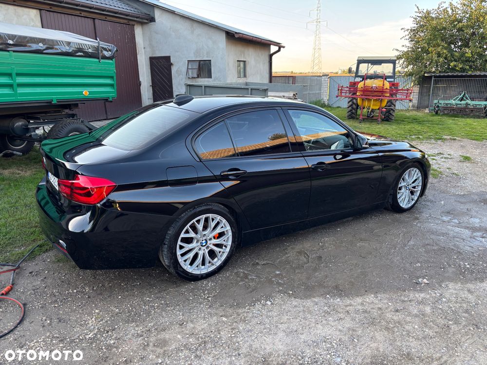 BMW Seria 3 328i xDrive - 4