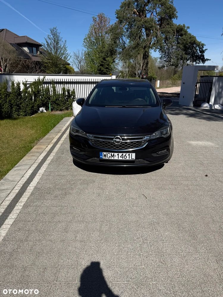Opel Astra 1.6 CDTI Sport - 1