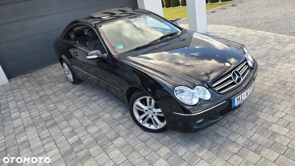 Mercedes-Benz CLK - 13