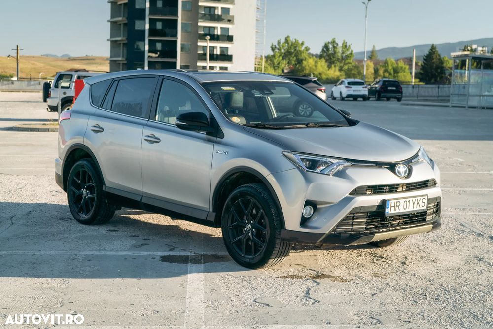 Toyota Rav4 2017 photo 5