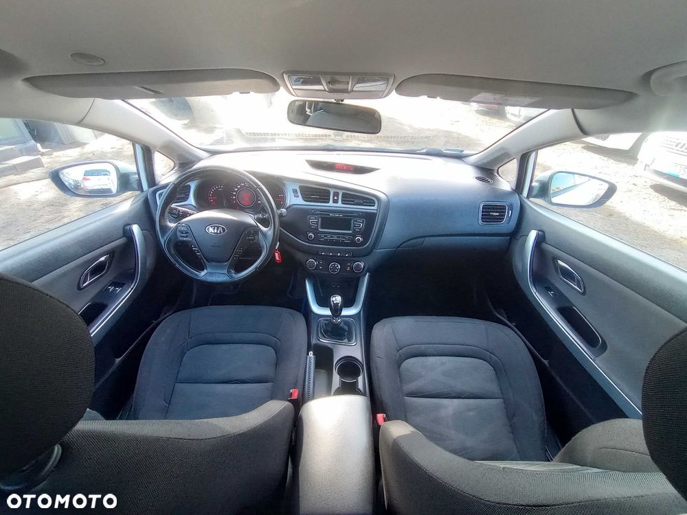 Kia Ceed - 5