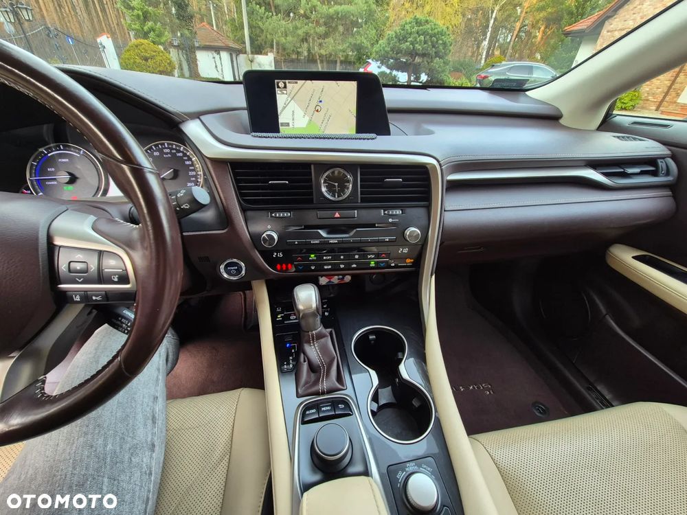 Lexus RX 450h F Impression - 25