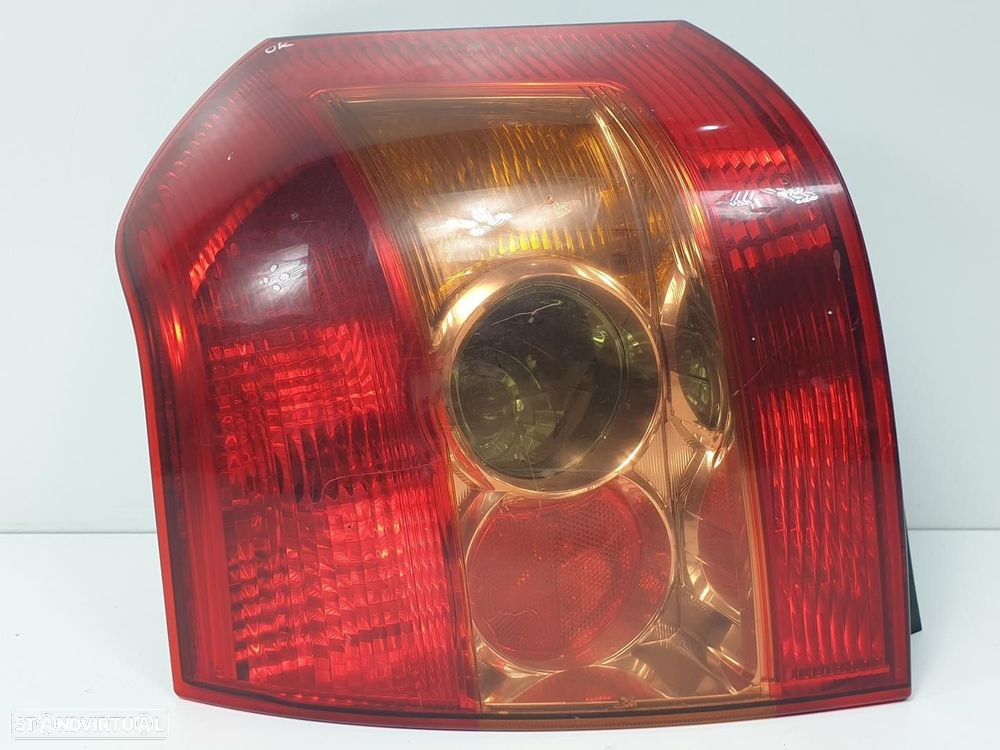FAROLIM TRASEIRO ESQUERDO TOYOTA COROLLA 2005 -8156002300 - 3