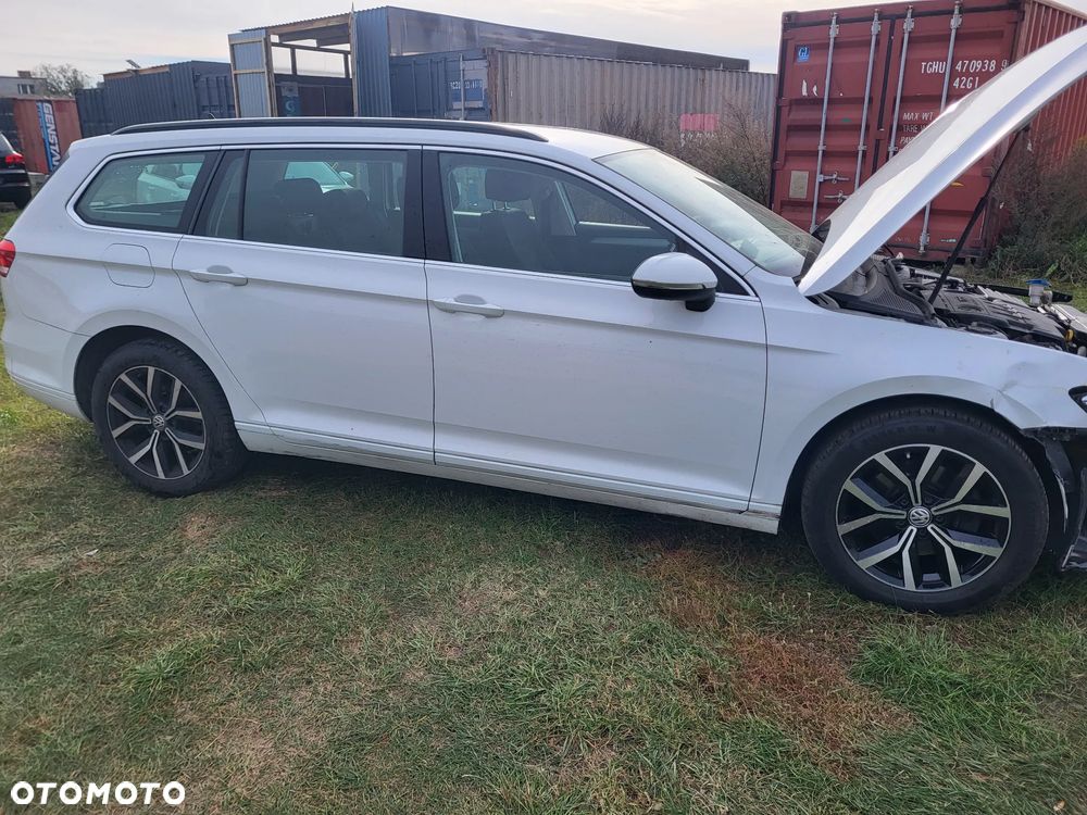 Volkswagen Passat 2.0 TDI BMT Highline DSG - 1