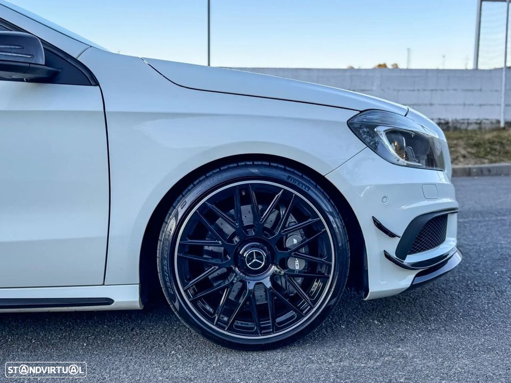 Mercedes-Benz A 45 AMG 4-Matic - 6