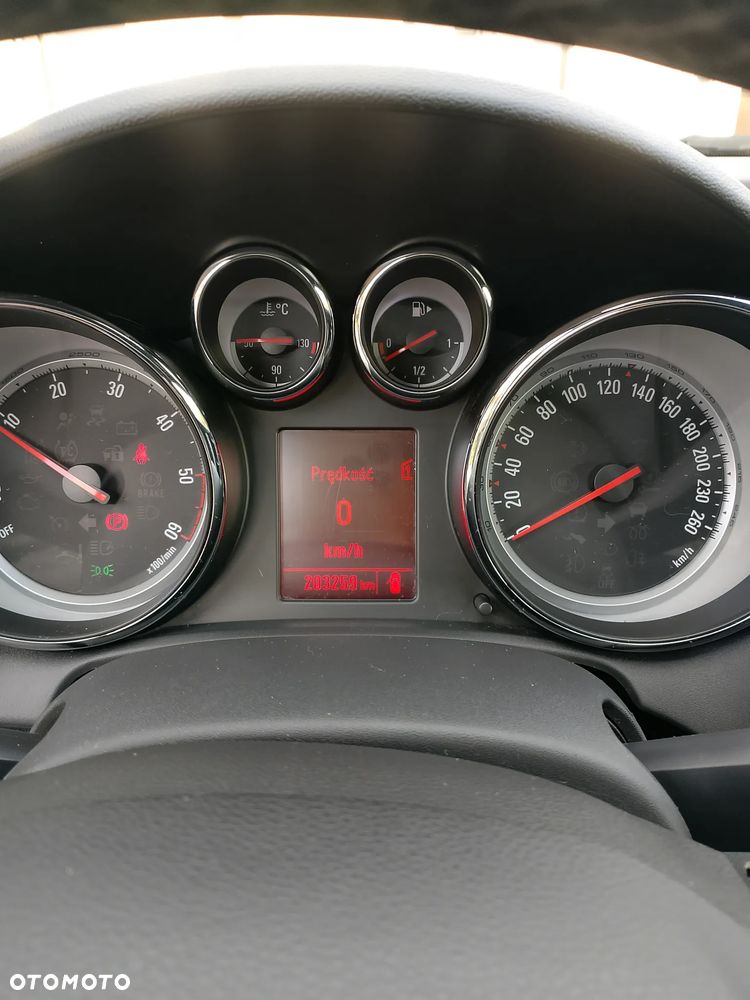 Opel Astra - 10