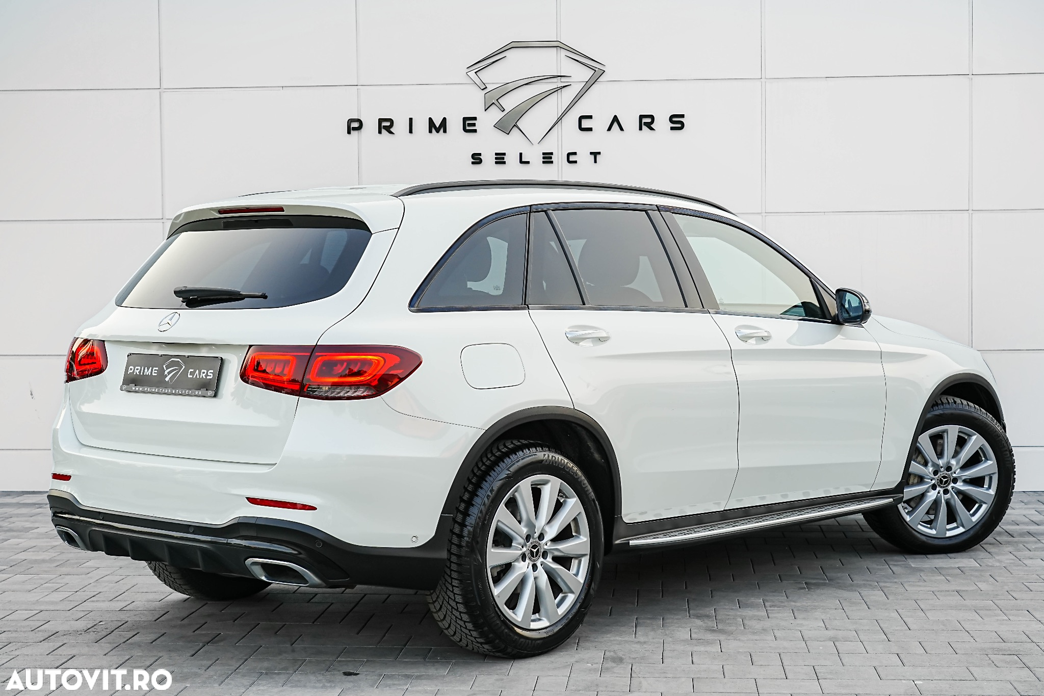 Mercedes-Benz GLC 300 4Matic 9G-TRONIC AMG Line - 6