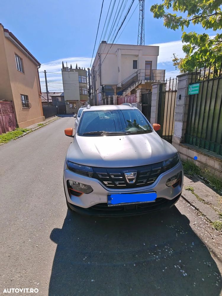 Dacia Spring Essential - 8