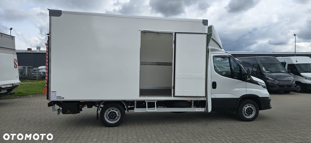 Iveco TACHOGRAF 35S18H KONTENER Z WINDĄ - OKAZJA - 11