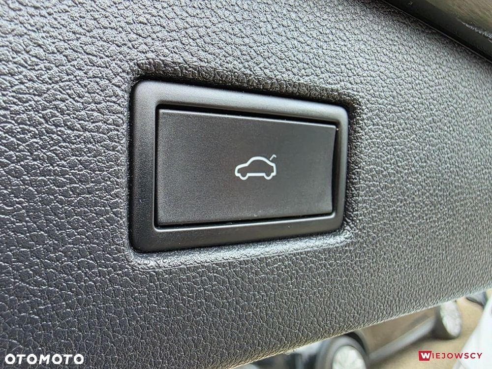 Volkswagen Tiguan - 14