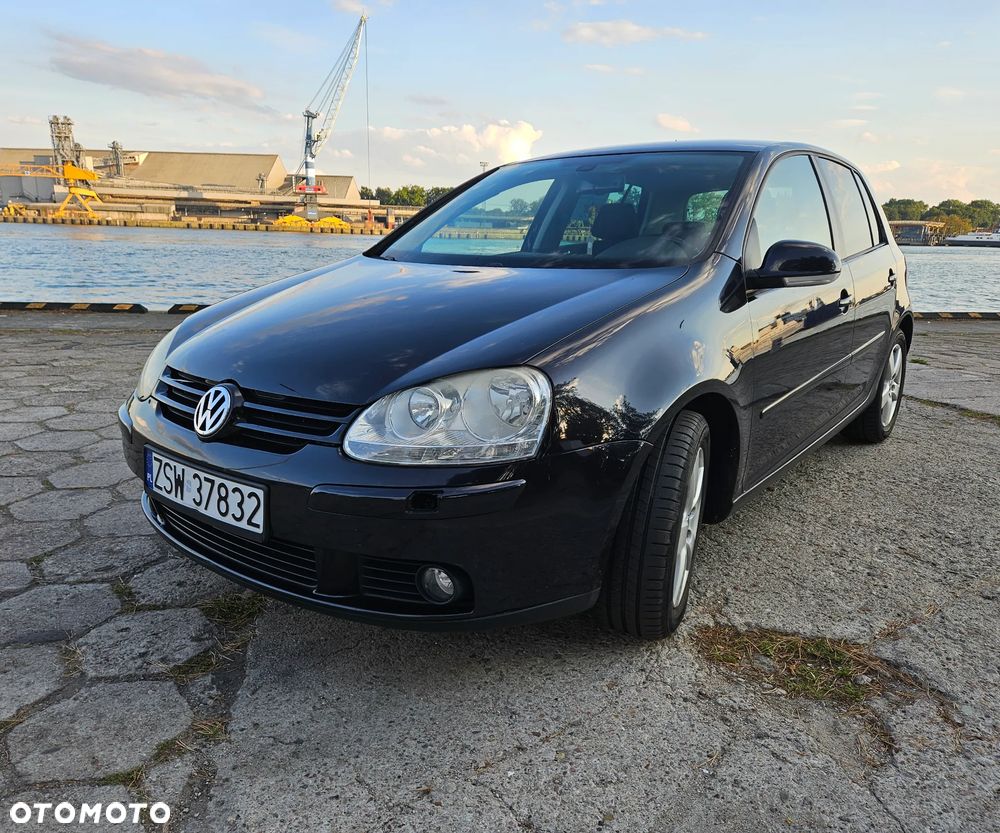 Volkswagen Golf 1.6 Comfortline - 5