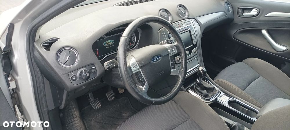 Ford Mondeo 2.0 TDCi Titanium - 8